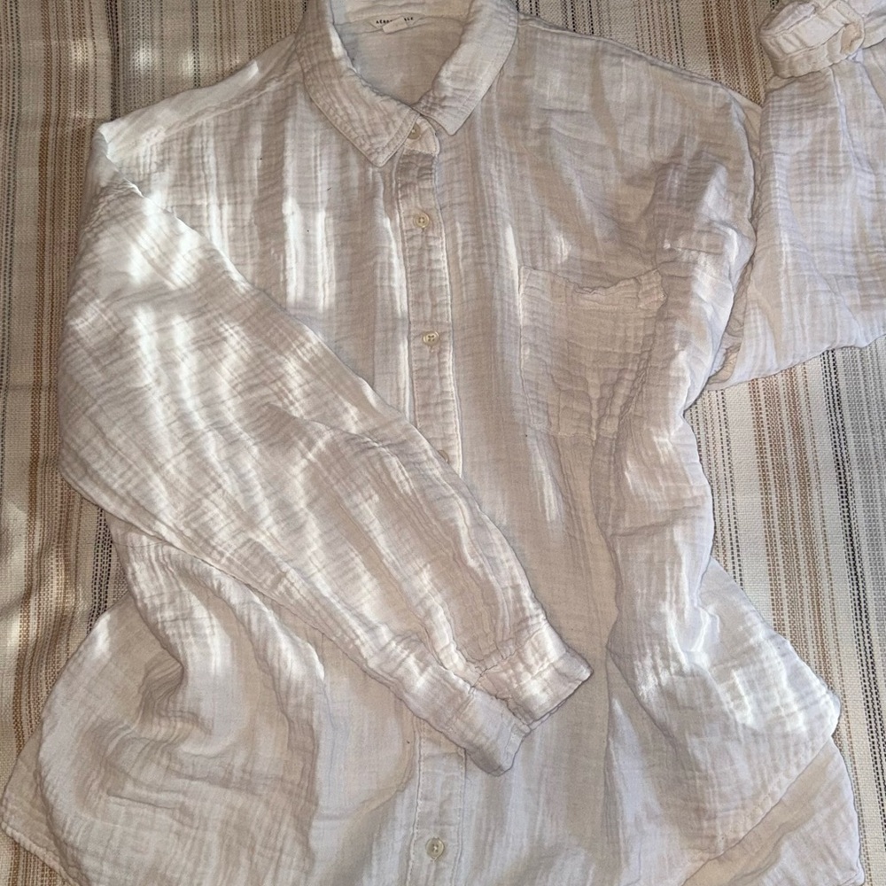 Aeropostale Men's Cream Casual Button Down Shirt